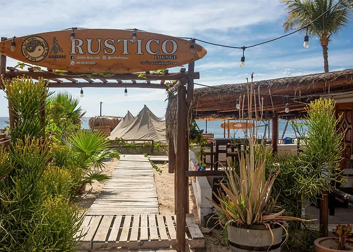 Rustico Lounge-Property In Front Of The Beach