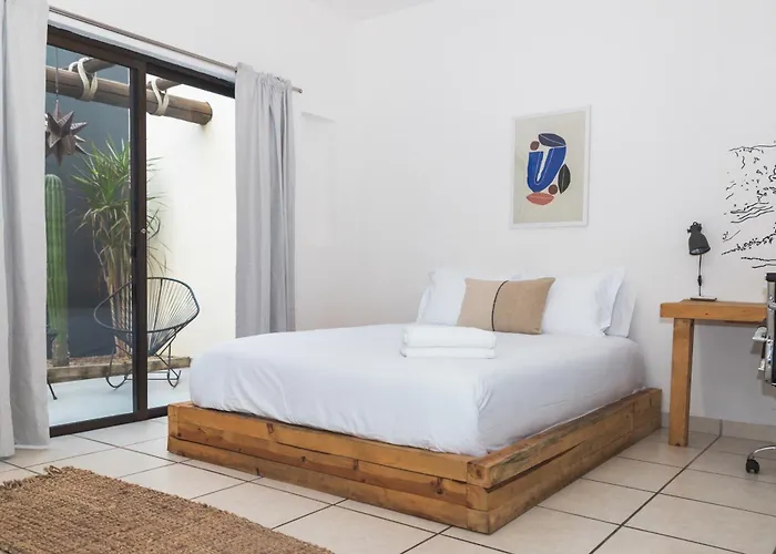 Outsite Los Cabos - Entire 4-Bedroom Home